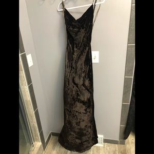 Long fitted velvet dress